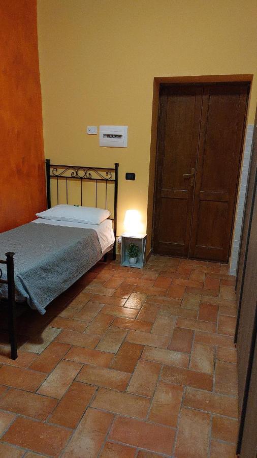 La Casa Dei Nonni Hotel Torre Orsina Екстериор снимка