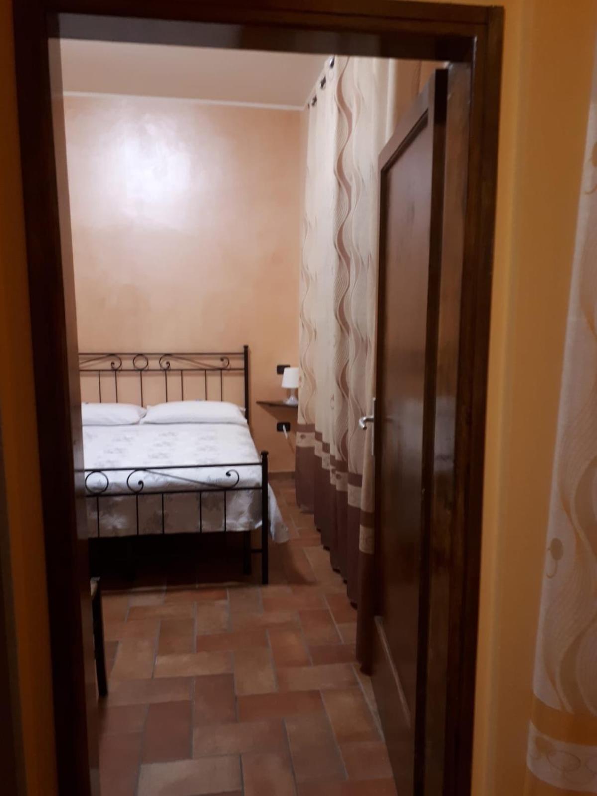 La Casa Dei Nonni Hotel Torre Orsina Екстериор снимка
