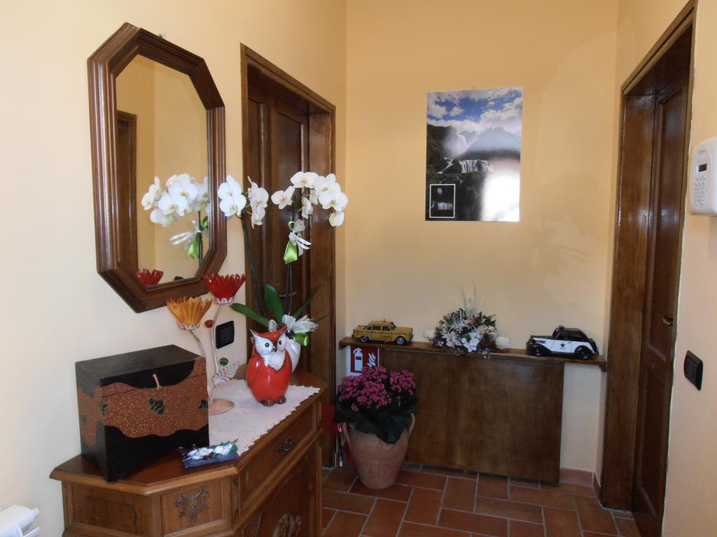 La Casa Dei Nonni Hotel Torre Orsina Екстериор снимка